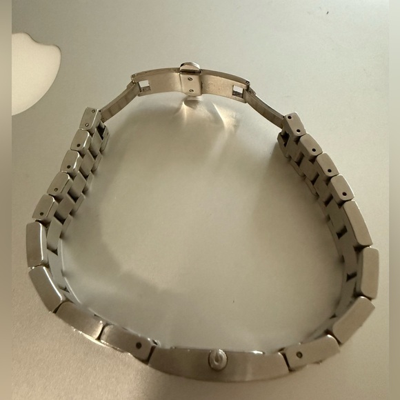 Gucci 4600L Series Women's Stainless Steel watch, pre-owned - Picture 12 of 14